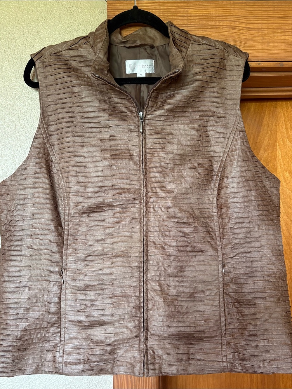 erin london Brown Textured Zip-Front Sleeveless Vest